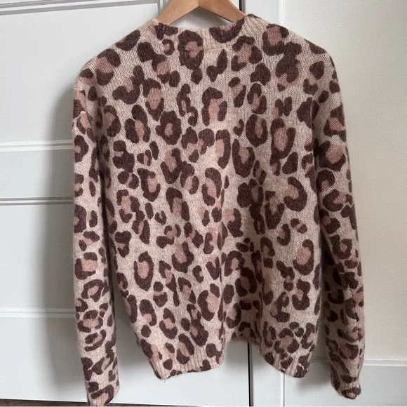 Sézane Gina Jumper Leopard Print Sweater - Picture 7 of 8